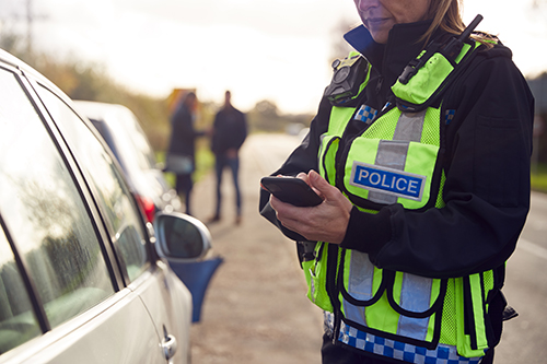 Enforcing traffic offences in the field